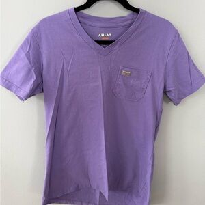 Ariat Women’s Lavender V-Neck Tee